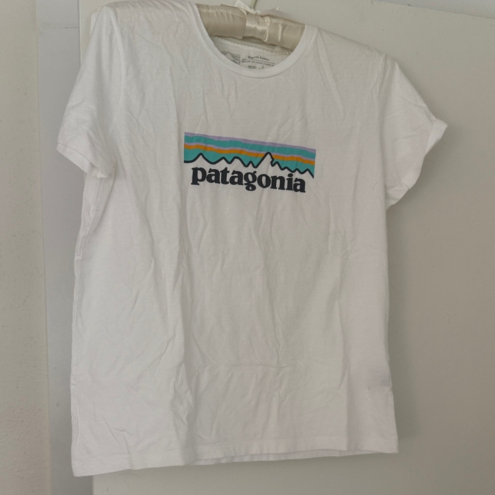 Patagonia women’s  White Graphic T-Shirt